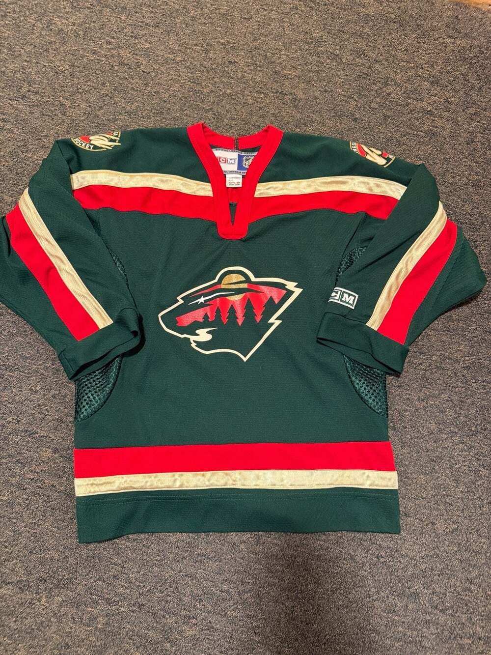CCM Minnesota Wild Youth S/M Green NHL Hockey Jersey